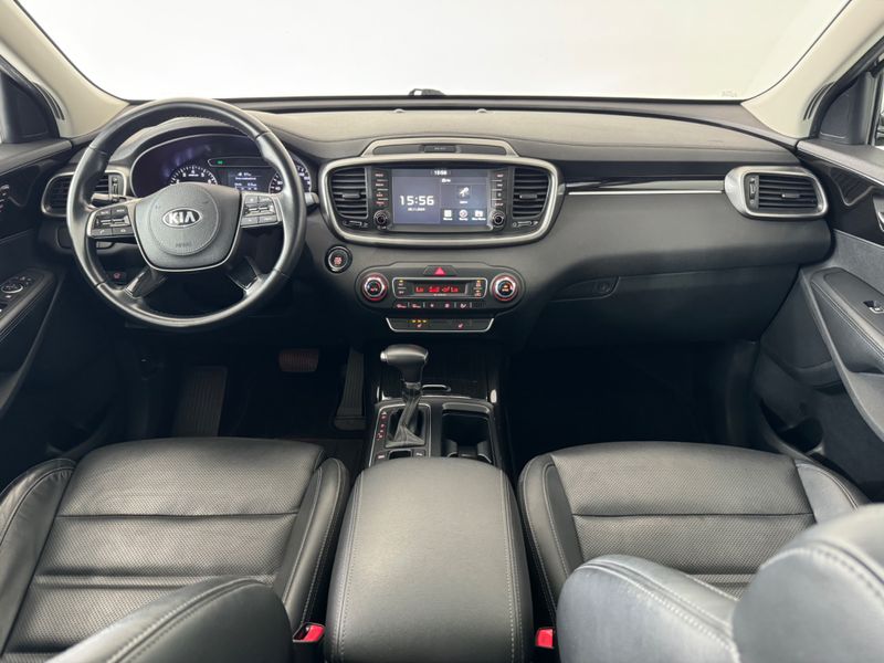 Kia Sorento 3.5 V6 24v 4×4 7 Lugares 2018/2019 COVEL VEICULOS ENCANTADO / Carros no Vale