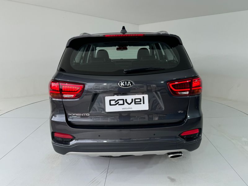 Kia Sorento 3.5 V6 24v 4×4 7 Lugares 2018/2019 COVEL VEICULOS ENCANTADO / Carros no Vale