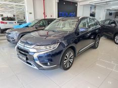 Mitsubishi Outlander Hpe-s 3.0 V6 4×4 2018/2019 COVEL VEICULOS ENCANTADO / Carros no Vale