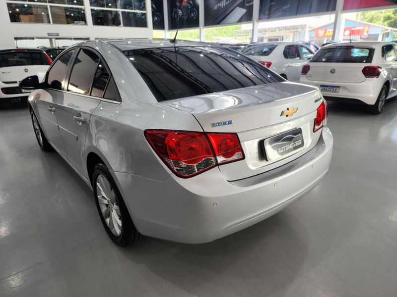 Chevrolet Cruze Lt Nb 2015/2015 SIM AUTOMÓVEIS ROLANTE / Carros no Vale