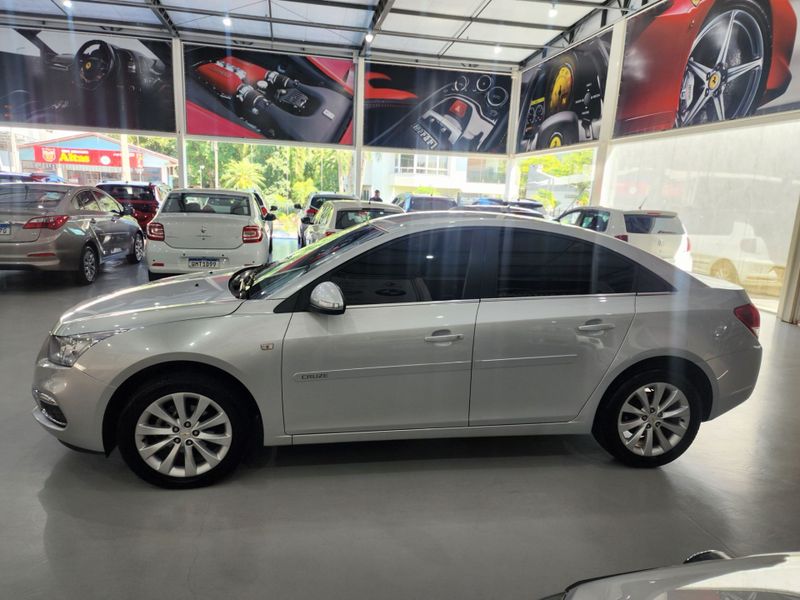 Chevrolet Cruze Lt Nb 2015/2015 SIM AUTOMÓVEIS ROLANTE / Carros no Vale