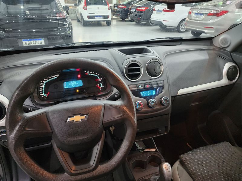 Chevrolet Montana 1.4 Ls 8v 2018/2019 SIM AUTOMÓVEIS ROLANTE / Carros no Vale