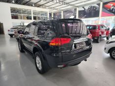 Mitsubishi Pajero Dakar 3.5 4×4 2013/2013 SIM AUTOMÓVEIS ROLANTE / Carros no Vale