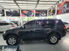 Mitsubishi Pajero Dakar 3.5 4×4 2013/2013 SIM AUTOMÓVEIS ROLANTE / Carros no Vale