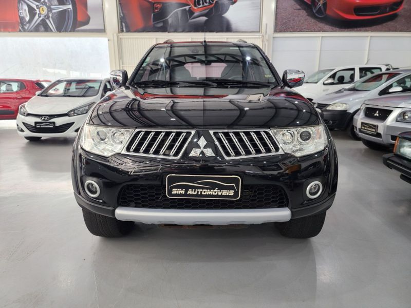 Mitsubishi Pajero Dakar 3.5 4×4 2013/2013 SIM AUTOMÓVEIS ROLANTE / Carros no Vale