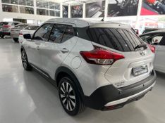 Nissan Kicks Sv Cvt 1.6 16v 2017/2018 SIM AUTOMÓVEIS ROLANTE / Carros no Vale