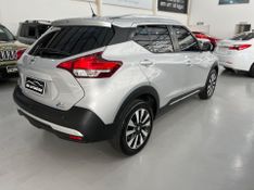 Nissan Kicks Sv Cvt 1.6 16v 2017/2018 SIM AUTOMÓVEIS ROLANTE / Carros no Vale