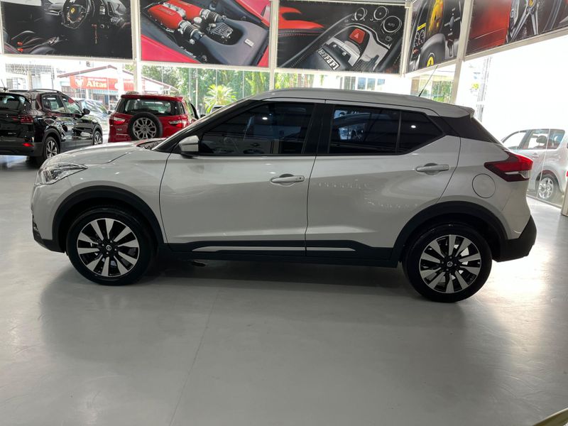 Nissan Kicks Sv Cvt 1.6 16v 2017/2018 SIM AUTOMÓVEIS ROLANTE / Carros no Vale