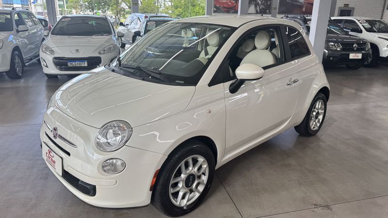 Fiat 500 Cult 1.4 8V EVO Dualogic 2011/2012 CIRNE AUTOMÓVEIS SANTA MARIA / Carros no Vale