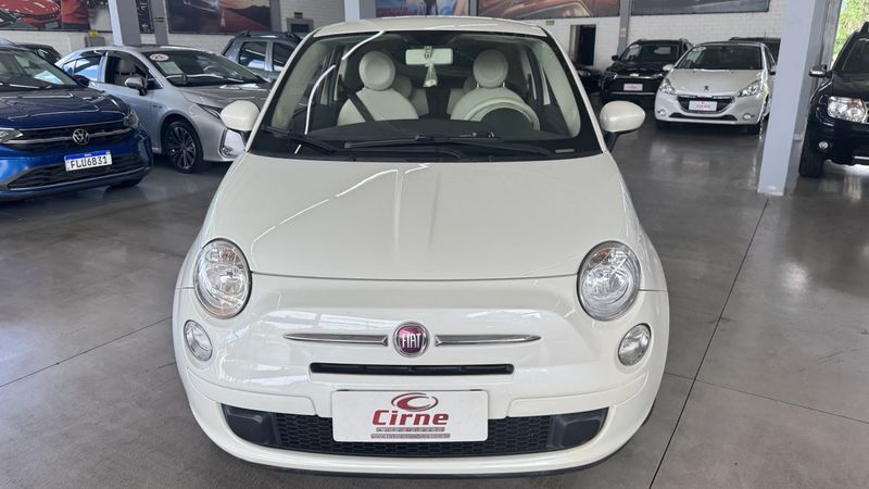 Fiat 500 Cult 1.4 8V EVO Dualogic 2011/2012 CIRNE AUTOMÓVEIS SANTA MARIA / Carros no Vale