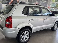 Hyundai Tucson 2.0 16V 2013/2014 CIRNE AUTOMÓVEIS SANTA MARIA / Carros no Vale