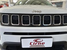 Jeep COMPASS LONGITUDE 2.0 4×2 16V 2017/2017 CIRNE AUTOMÓVEIS SANTA MARIA / Carros no Vale