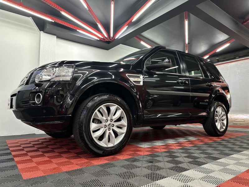 Land Rover Freelander2 Si4 SE 2.0 240cv 2013/2013 CIRNE AUTOMÓVEIS SANTA MARIA / Carros no Vale