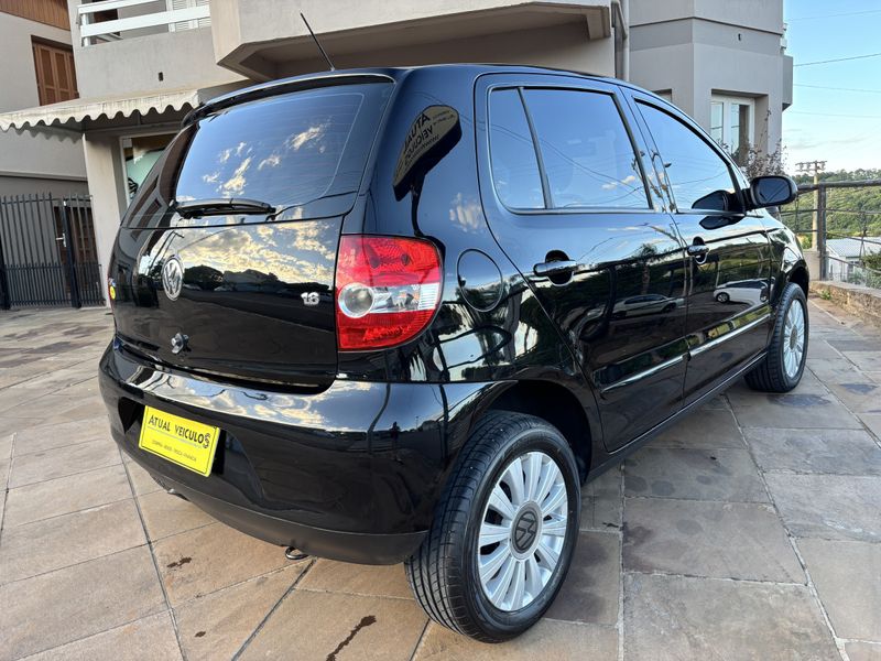 VOLKSWAGEN Fox Plus 1.6Mi/ 1.6Mi Total 8V 2008/2009 ATUAL VEÍCULOS VISTA ALEGRE DO PRATA / Carros no Vale