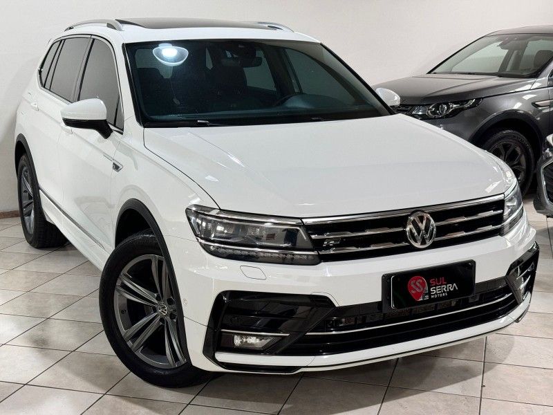 VOLKSWAGEN TIGUAN 2.0 ALLSPACE R-LINE 350 TSI 4X4 2021/2021 SUL SERRA MOTORS CAXIAS DO SUL / Carros no Vale