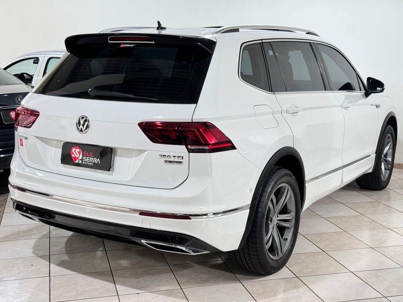 VOLKSWAGEN TIGUAN 2.0 ALLSPACE R-LINE 350 TSI 4X4 2021/2021 SUL SERRA MOTORS CAXIAS DO SUL / Carros no Vale