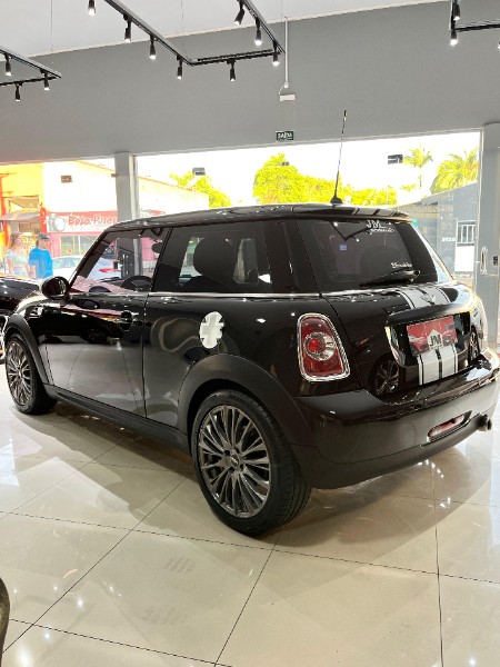 MINI ONE 1.6 16V 2012/2013 JM AUTOMÓVEIS VENÂNCIO AIRES / Carros no Vale