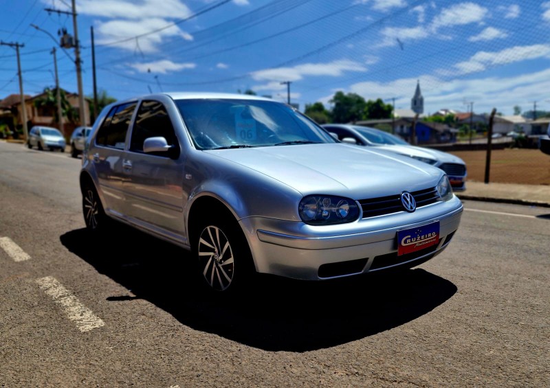 VOLKSWAGEN GOLF 1.6 FLASH 2005/2006 CRUZEIRO MULTIMARCAS CRUZEIRO DO SUL / Carros no Vale