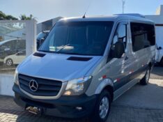 MERCEDES-BENZ SPRINTER 2.2 415 CDI VAN 16 LUGARES TETO BAIXO 16V BI-TURBO 2017/2018 WS MULTIMARCAS VENÂNCIO AIRES / Carros no Vale