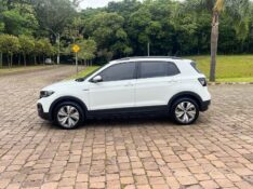 VOLKSWAGEN T-CROSS 1.0 200 TSI TOTAL FLEX COMFORTLINE AUTOMÁTICO 2020/2020 BOSCO AUTOMÓVEIS GUAPORÉ / Carros no Vale