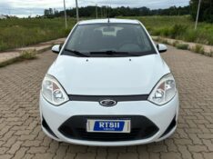 FORD FIESTA 1.6 /2011 RT 811 VEÍCULOS ARROIO DO MEIO / Carros no Vale