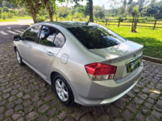 HONDA CITY LX 1.5 2010/2010 BRS VEÍCULOS BOM RETIRO DO SUL / Carros no Vale