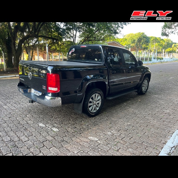 VOLKSWAGEN AMAROK 2.0 HIGHLINE 4X4 CD 16V TURBO INTERCOOLER DIESEL 4P AUTOMÁTICO 2012/2012 ELY AUTOMÓVEIS LAJEADO / Carros no Vale