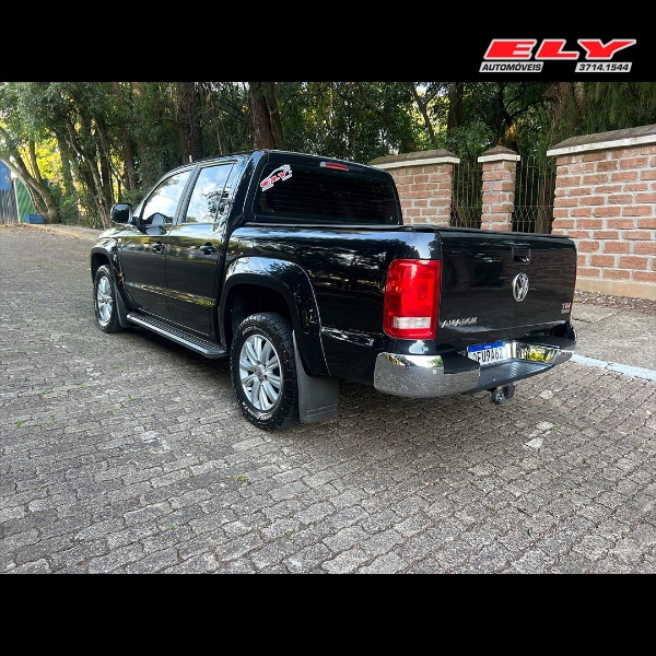 VOLKSWAGEN AMAROK 2.0 HIGHLINE 4X4 CD 16V TURBO INTERCOOLER DIESEL 4P AUTOMÁTICO 2012/2012 ELY AUTOMÓVEIS LAJEADO / Carros no Vale