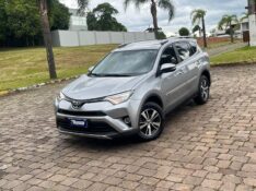 TOYOTA RAV4 2.0 TOP 4X2 2017/2017 BOSCO AUTOMÓVEIS GUAPORÉ / Carros no Vale