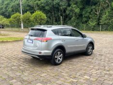 TOYOTA RAV4 2.0 TOP 4X2 2017/2017 BOSCO AUTOMÓVEIS GUAPORÉ / Carros no Vale