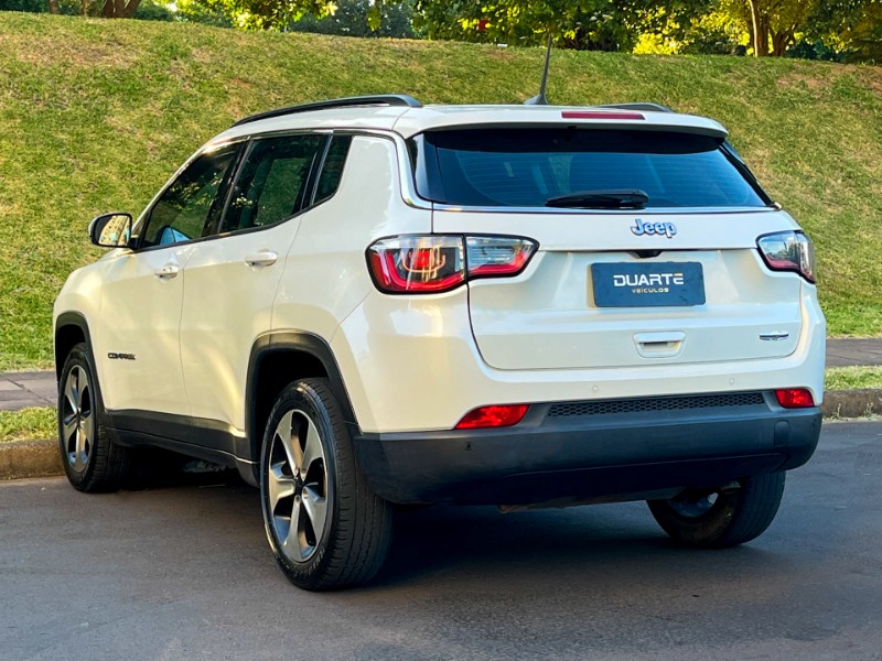 JEEP COMPASS LONGITUDE 2.0 FLEX 16V AUT 2017/2017 DUARTE VEÍCULOS PORTO ALEGRE / Carros no Vale