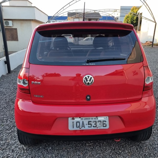 VOLKSWAGEN FOX 1.0 ITREND 8V 2010/2010 MG VEÍCULOS ARROIO DO MEIO / Carros no Vale