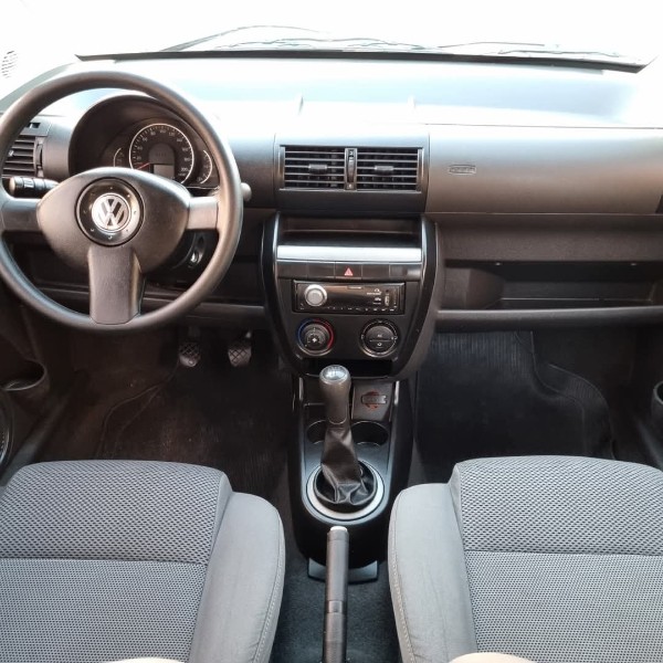 VOLKSWAGEN FOX 1.0 ITREND 8V 2010/2010 MG VEÍCULOS ARROIO DO MEIO / Carros no Vale