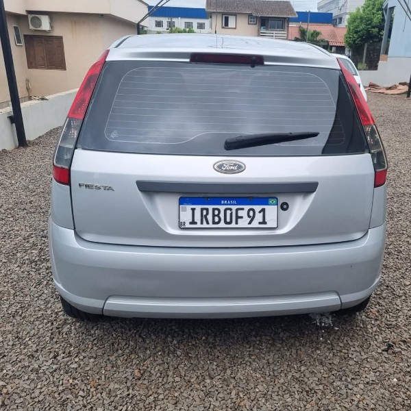 FORD FIESTA 1.0 8V /CLASS 8V 2011/2011 MG VEÍCULOS ARROIO DO MEIO / Carros no Vale