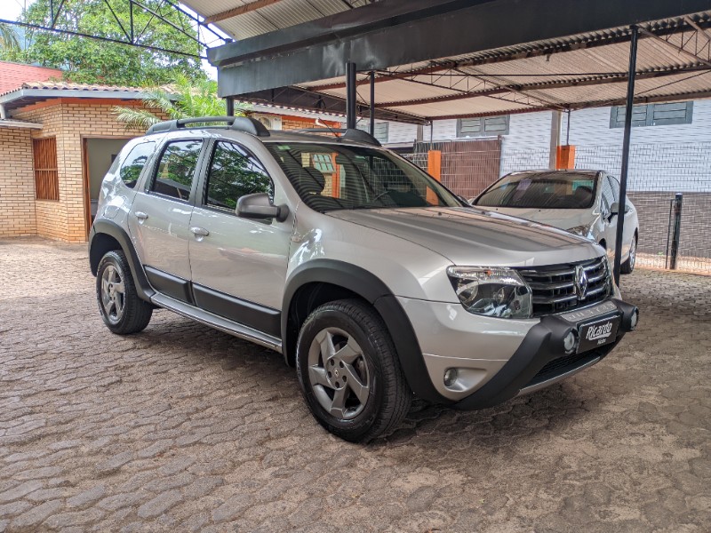 RENAULT DUSTER DYNAMIQUE 2.0 FLEX 16V AUT. 2014/2015 RICARDO VEÍCULOS TEUTÔNIA / Carros no Vale