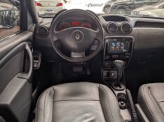 RENAULT DUSTER DYNAMIQUE 2.0 FLEX 16V AUT. 2014/2015 RICARDO VEÍCULOS TEUTÔNIA / Carros no Vale