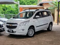 CHEVROLET SPIN LT 1.8 8V ECONO.FLEX 5P AUT. 2014/2015 RICARDO VEÍCULOS TEUTÔNIA / Carros no Vale