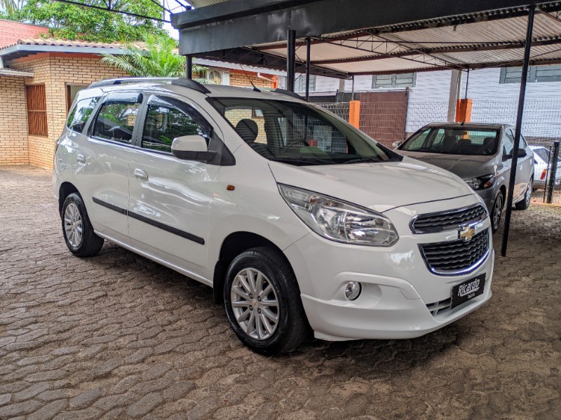 CHEVROLET SPIN LT 1.8 8V ECONO.FLEX 5P AUT. 2014/2015 RICARDO VEÍCULOS TEUTÔNIA / Carros no Vale