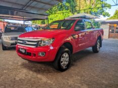 FORD RANGER 2.5 XLS 4X2 CD 16V 2014/2015 RICARDO VEÍCULOS TEUTÔNIA / Carros no Vale