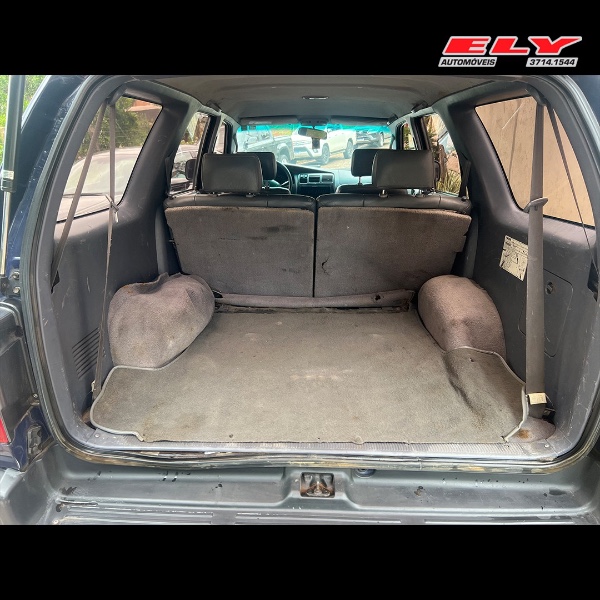 TOYOTA HILUX SW4 2.7 SW4 1997/1997 ELY AUTOMÓVEIS LAJEADO / Carros no Vale