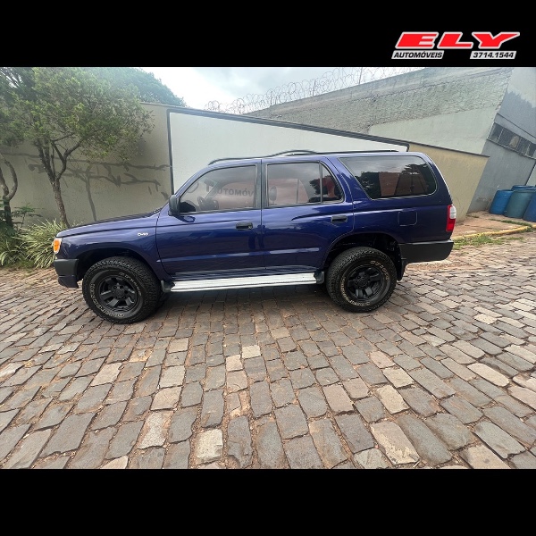 TOYOTA HILUX SW4 2.7 SW4 1997/1997 ELY AUTOMÓVEIS LAJEADO / Carros no Vale