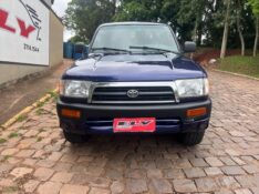 TOYOTA HILUX SW4 2.7 SW4 1997/1997 ELY AUTOMÓVEIS LAJEADO / Carros no Vale