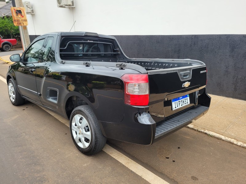 CHEVROLET MONTANA 1.4 LS 2014/2014 ADRIANO VEÍCULOS CRUZEIRO DO SUL / Carros no Vale