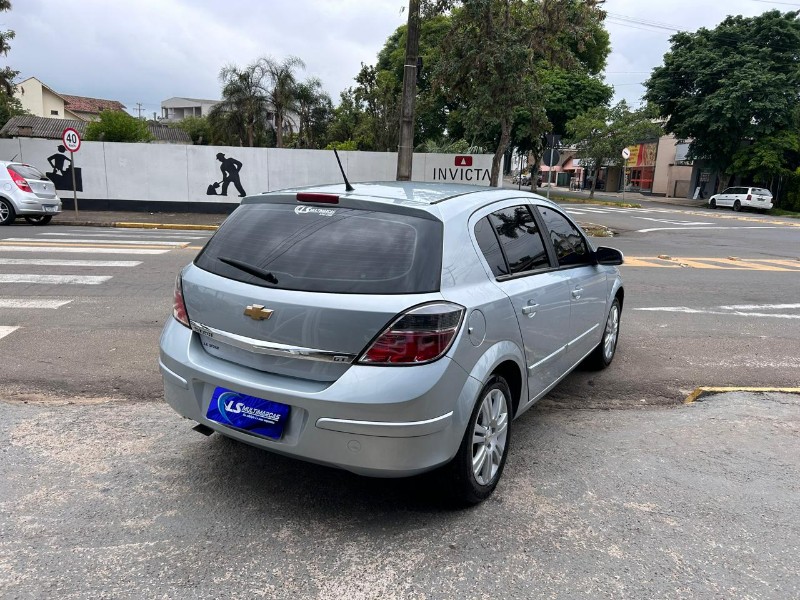 CHEVROLET VECTRA GT VECTRA GT 2.0 MPFI 8V FLEXPOWER MEC. 2010/2010 LS MULTIMARCAS VENÂNCIO AIRES / Carros no Vale