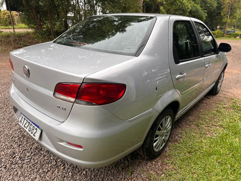 FIAT SIENA EL 1.4 MPI FIRE FLEX 8V 4P 2011/2012 MENEGHINI VEÍCULOS ARROIO DO MEIO / Carros no Vale