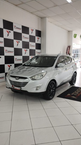 HYUNDAI IX35 2.0 GLS 2012/2012 TIAGO AUTOMÓVEIS VENÂNCIO AIRES / Carros no Vale