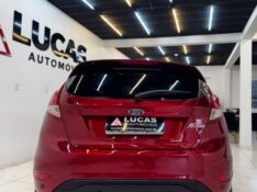 FORD NEW FIESTA 1.6 SE 2018/2018 LUCAS AUTOMÓVEIS BOM RETIRO DO SUL / Carros no Vale