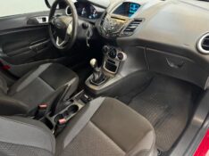 FORD NEW FIESTA 1.6 SE 2018/2018 LUCAS AUTOMÓVEIS BOM RETIRO DO SUL / Carros no Vale