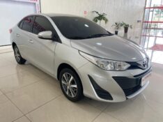 TOYOTA YARIS 1.5 XL LIVE SEDAN 16V 2021/2022 TONHO AUTOMÓVEIS LAJEADO / Carros no Vale