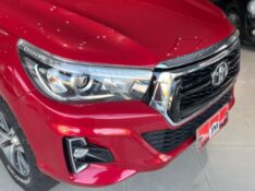 TOYOTA HILUX CABINE DUPLA SRX 2.8 4X4 AUT 2016/2016 JM AUTOMÓVEIS VENÂNCIO AIRES / Carros no Vale